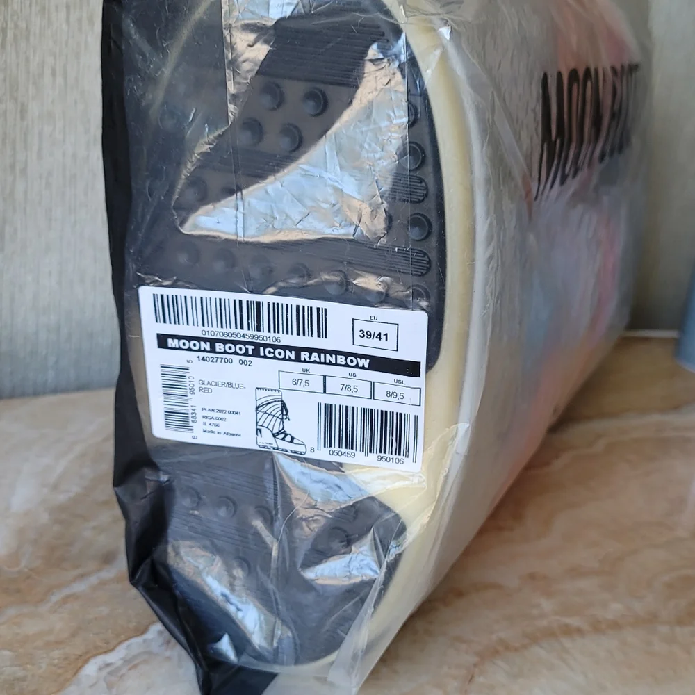 Moon Boot Icon Rainbow Snow Boots - Picture 14 of 16